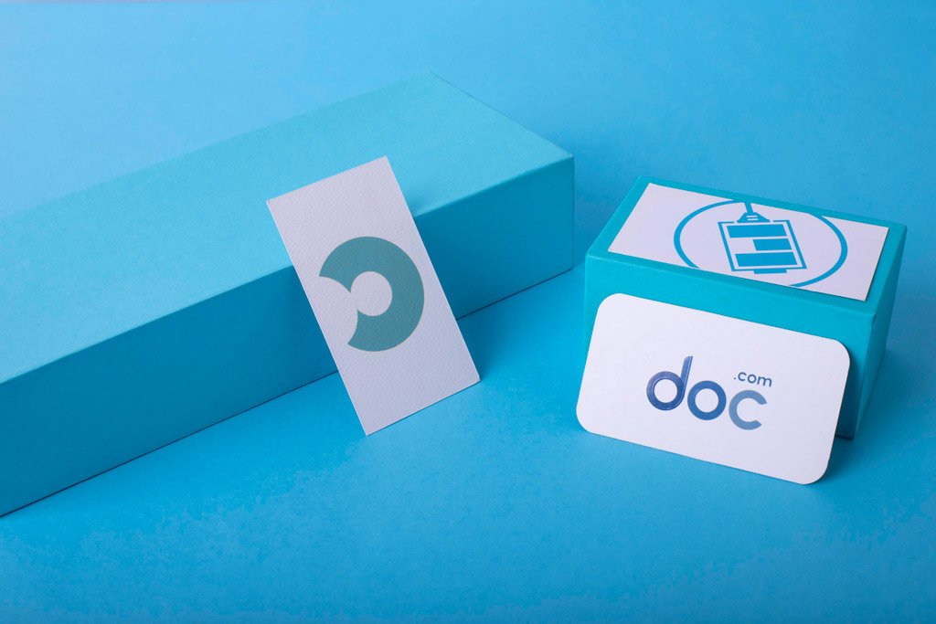 tarjetas de presentación elegantes en papel premium