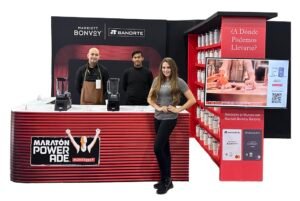 diseño de stand personalizado para Marriott y Banorte